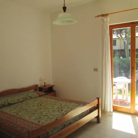 Giannella Aparthotel *